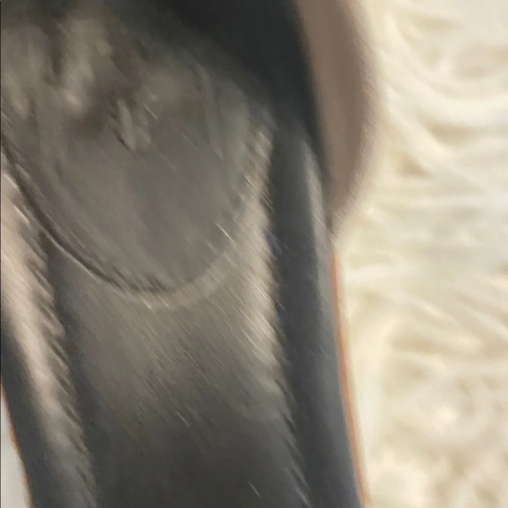 Frye Black and White Ankle Strap Heels size 7.5 very good condition zipper back - Picture 5 of 12